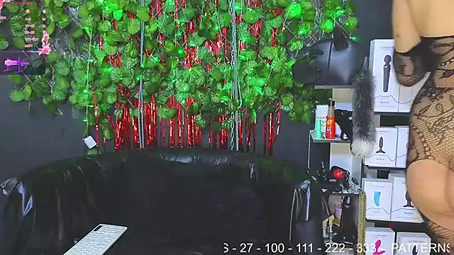 Sweett Mollyy online show from 01-16-26, 10:58