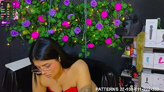 Sweett Mollyy online show from 04-07-26, 11:04