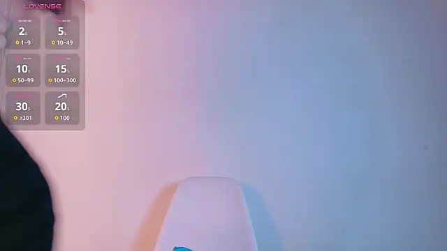 littleebluee online show from 02-12-26, 02:50