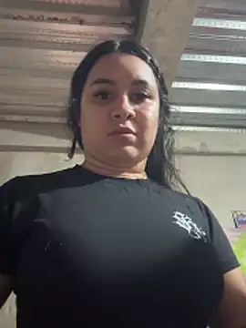 Snapshot of Pretty_Isadora chatting on 04-21-26, 02:51 Pretty Isadora online show from 04-21-26, 02:51