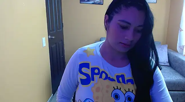 Snapshot of Kerly_Lopez chatting on 02-19-25, 07:59 Kerly Lopez online show from 02-19-25, 07:59