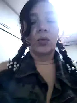 Samantabrown  online show from 04-15-26, 11:06