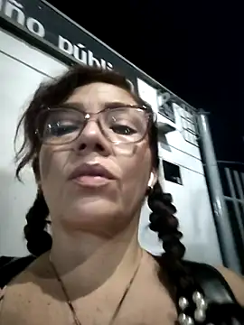 Samantabrown  online show from 05-07-26, 10:09