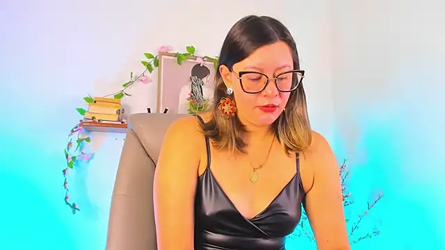 Chanelll Taylorr  online show from 03-23-26, 01:04