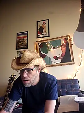 Snapshot of Geaux_Again chatting on 03-03-25, 05:29 Geaux Again online show from 03-03-25, 05:29