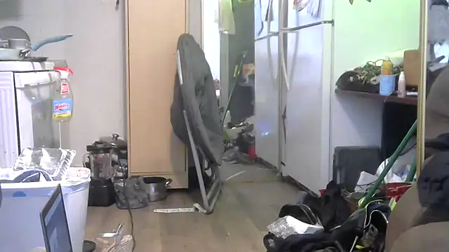 SassyCrystal77 online show from 04-08-26, 06:24