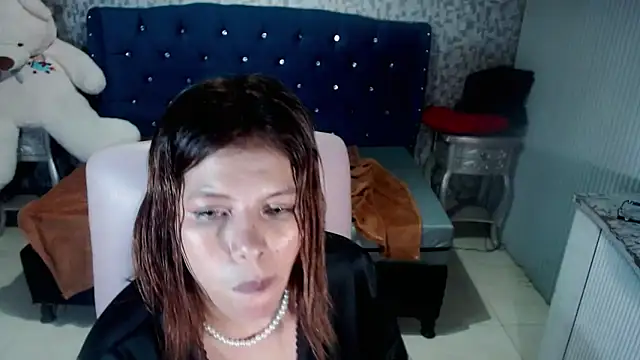 CurvyJulieth online show from 01-15-25, 04:15