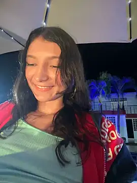 loly-yandere online show from 12-23-24, 11:49