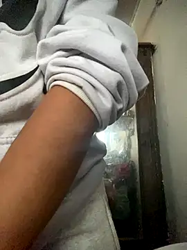 luna asss online show from 11-26-25, 09:05