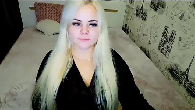 Snapshot of lovely-eyes chatting on 10-30-25, 08:09 lovely-eyes online show from 10-30-25, 08:09