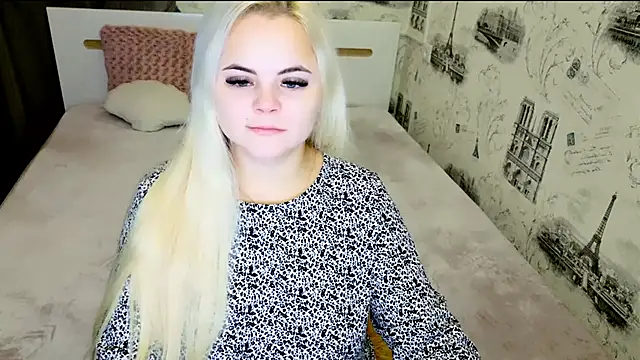 Snapshot of lovely-eyes chatting on 11-05-25, 06:52 lovely-eyes online show from 11-05-25, 06:52