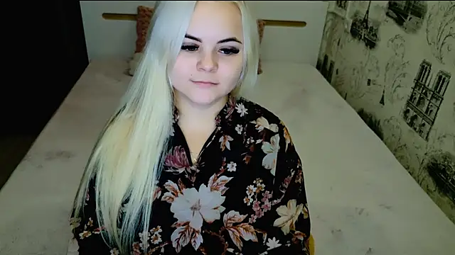 Snapshot of lovely-eyes chatting on 11-25-25, 04:29 lovely-eyes online show from 11-25-25, 04:29