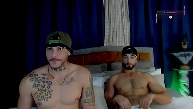Snapshot of RickG_Oficial chatting on 06-23-26, 05:38 RickG Oficial online show from 06-23-26, 05:38