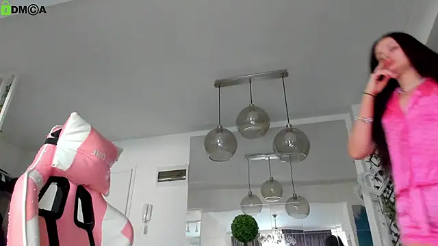 IreneVON online show from 04-17-26, 04:37