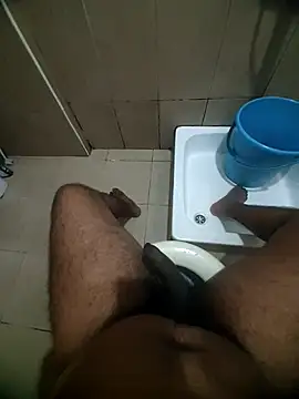 Snapshot of sexymallusexymale chatting on 03-13-25, 01:54 sexymallusexymale online show from 03-13-25, 01:54
