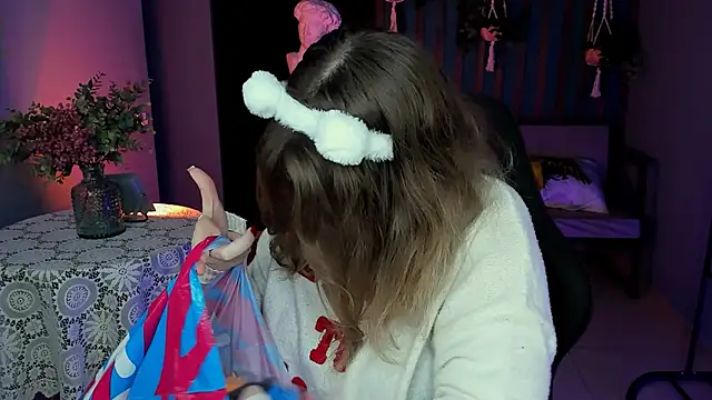 FioraMarmoris online show from 02-13-25, 01:05