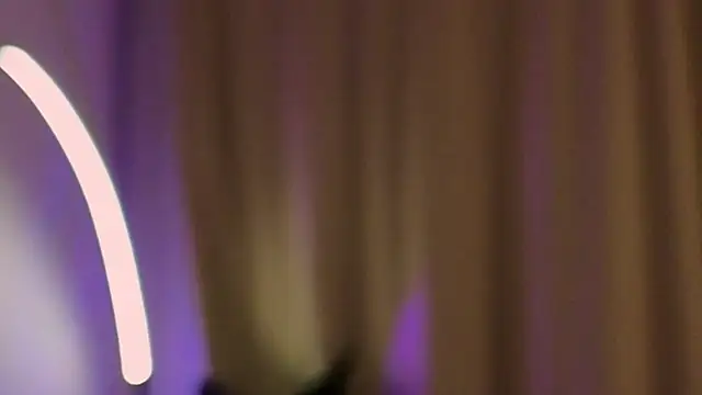 Eva Natsumi online show from 01-25-25, 03:41