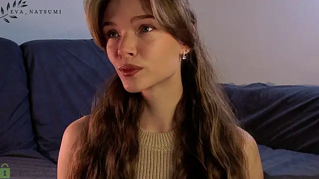 Eva Natsumi online show from 10-12-25, 04:50