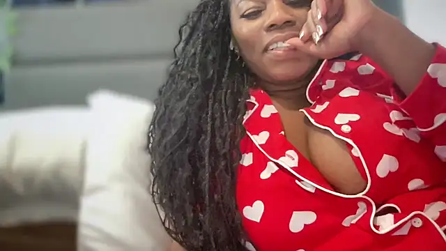 selena42 online show from 02-10-26, 04:05