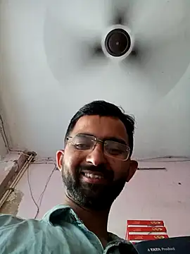 Snapshot of sagarghai07 chatting on 04-18-26, 09:57 sagarghai07 online show from 04-18-26, 09:57