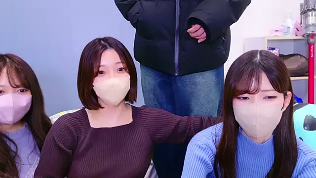 Snapshot of HaruruHappy chatting on 12-09-24, 04:05 HaruruHappy online show from 12-09-24, 04:05