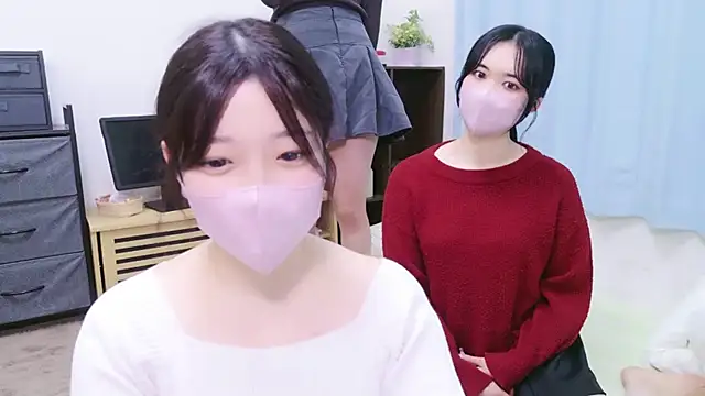 Snapshot of HaruruHappy chatting on 03-13-25, 02:44 HaruruHappy online show from 03-13-25, 02:44