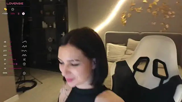 ammy cummy online show from 10-28-25, 11:03