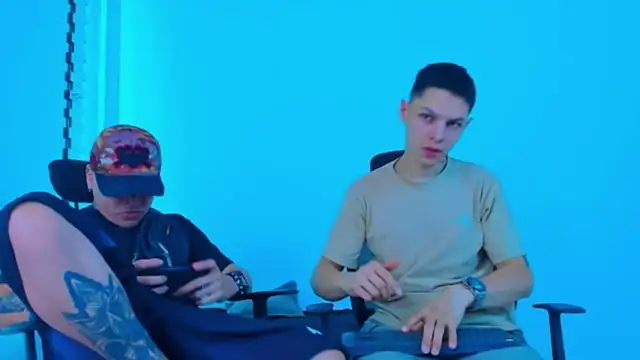 HOT boy2025 online show from 11-08-25, 12:55