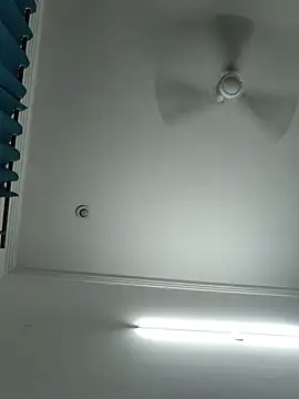 Snapshot of Sonam-378 chatting on 09-27-25, 06:13 Sonam-378 online show from 09-27-25, 06:13