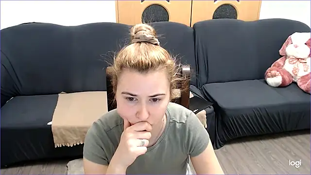 VioletaFlower7 online show from 01-18-25, 09:56