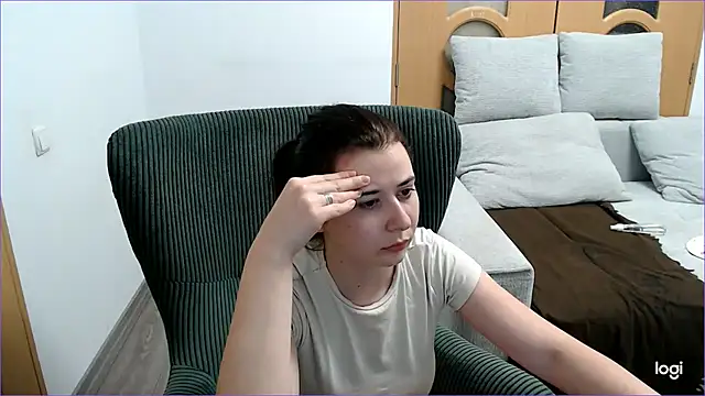 VioletaFlower7 online show from 02-16-26, 09:11