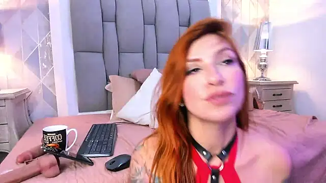 Ginger Violetta  online show from 12-28-24, 10:34