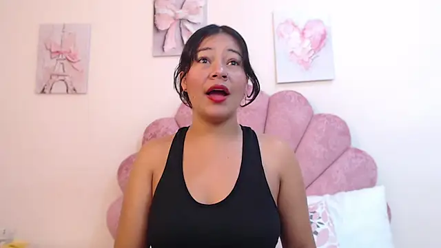 Snapshot of MilaaAdams chatting on 07-12-26, 11:34 MilaaAdams online show from 07-12-26, 11:34