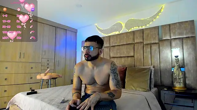 Snapshot of petterwilly1 chatting on 06-10-26, 03:11 petterwilly1 online show from 06-10-26, 03:11