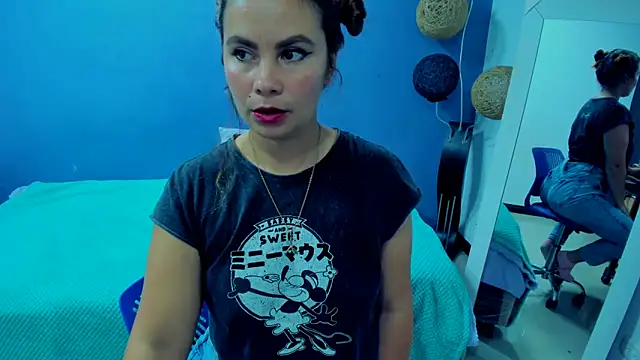 Snapshot of gigi_stephans chatting on 03-19-25, 02:16 gigi stephans online show from 03-19-25, 02:16