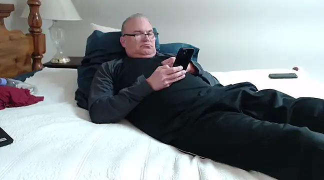 Snapshot of JaySloan chatting on 01-17-25, 06:12 JaySloan online show from 01-17-25, 06:12