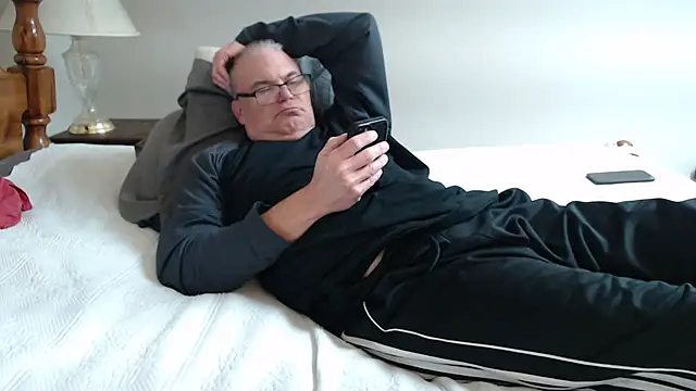 Snapshot of JaySloan chatting on 01-31-25, 02:28 JaySloan online show from 01-31-25, 02:28