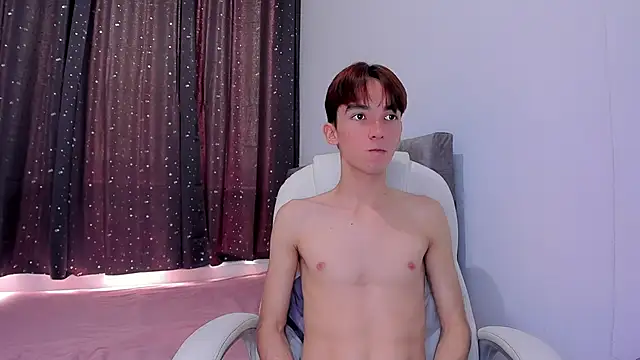 Snapshot of Jake_evans chatting on 12-06-24, 03:44 Jake evans online show from 12-06-24, 03:44