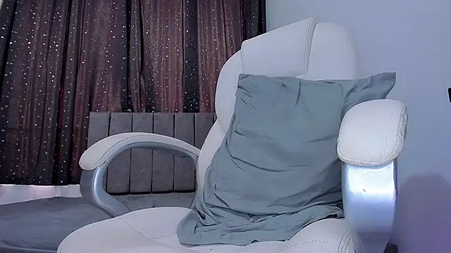 Snapshot of Jake_evans chatting on 01-24-25, 06:14 Jake evans online show from 01-24-25, 06:14