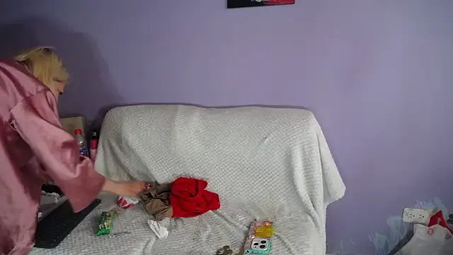 sophia ny online show from 03-09-26, 01:04