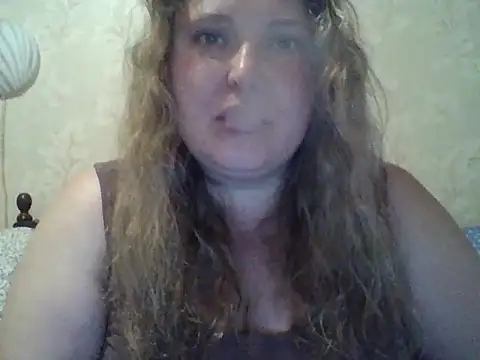 Snapshot of ParisMimi chatting on 05-18-26, 08:42 ParisMimi online show from 05-18-26, 08:42