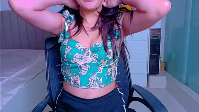 Aashika-Kaur online show from 12-05-25, 04:54