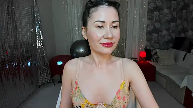 KarinaSweeety online show from 04-20-26, 07:33