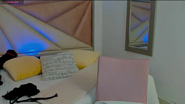 BarbaraKnox  online show from 03-26-26, 11:38