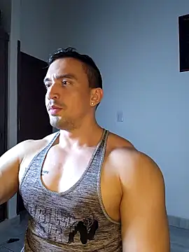 Snapshot of jhay-crux chatting on 11-04-25, 10:20 jhay-crux online show from 11-04-25, 10:20