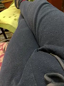 Snapshot of Ariel_Ari chatting on 02-27-25, 06:20 Ariel Ari online show from 02-27-25, 06:20