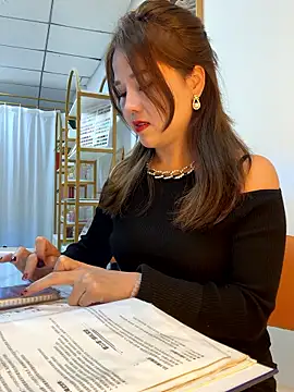 Efangfang online show from 01-07-26, 12:40