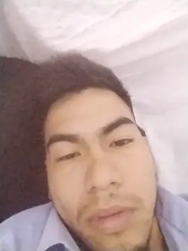 Snapshot of leyel00155 chatting on 10-17-25, 12:19 leyel00155 online show from 10-17-25, 12:19