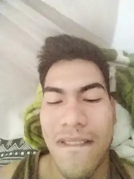 Snapshot of leyel00155 chatting on 10-23-25, 12:04 leyel00155 online show from 10-23-25, 12:04