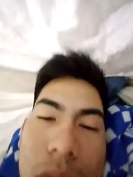 Snapshot of leyel00155 chatting on 11-10-25, 12:15 leyel00155 online show from 11-10-25, 12:15